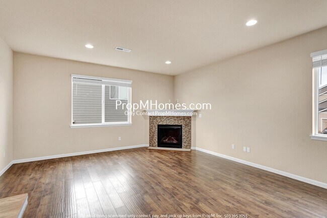 Building Photo - Five Bedroom Beauty in Bethany - Gorgeous ...