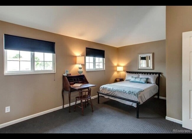 Foto del edificio - 5560 S Lansing Way