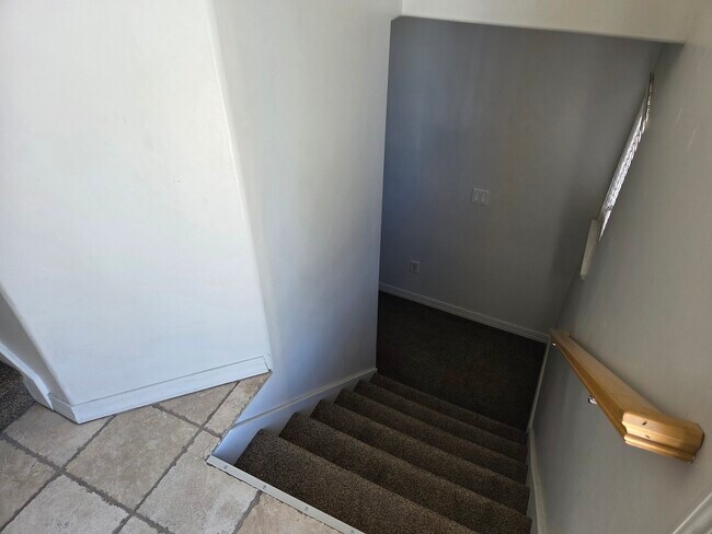Foto del edificio - 212 Lyman Ln