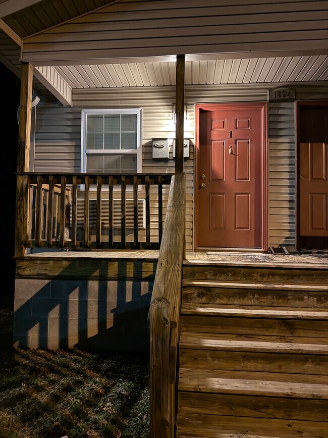 Building Photo - 1824 7th Ave