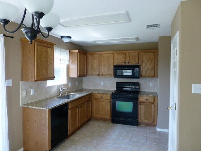 Foto del edificio - 11301 Shallow Water Rd
