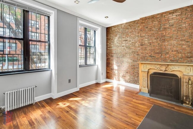 Foto del edificio - 329 E 58th St