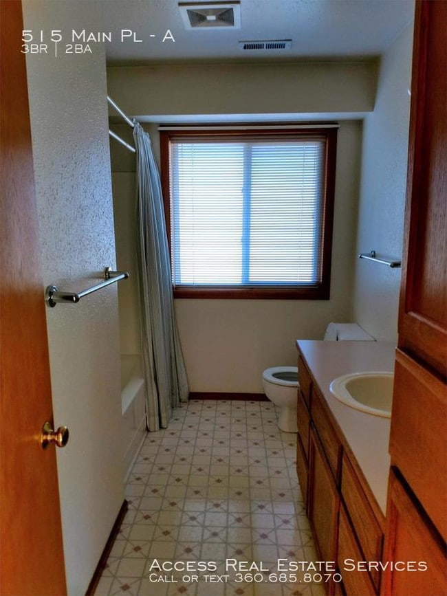 Building Photo - 3 bedroom in Lynden WA 98264