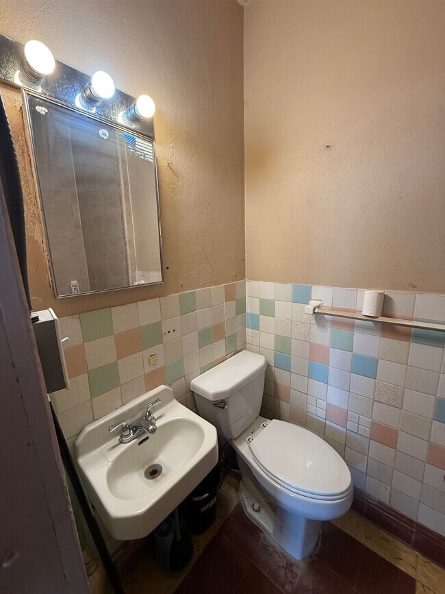 Foto del edificio - 3315 San Agustin Ave