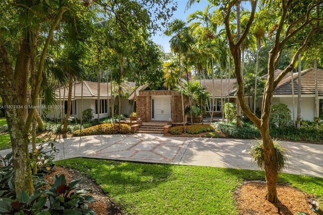 Building Photo - 9000 Arvida Dr