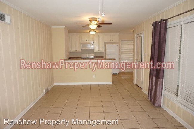 Building Photo - 1626 Sterling Dr
