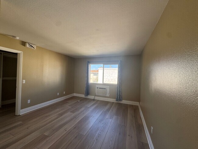 Foto del edificio - Half Off First Month's Rent Ready to Move in-El Cajon Studio for Rent
