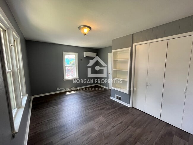 Building Photo - 1309 Brown St