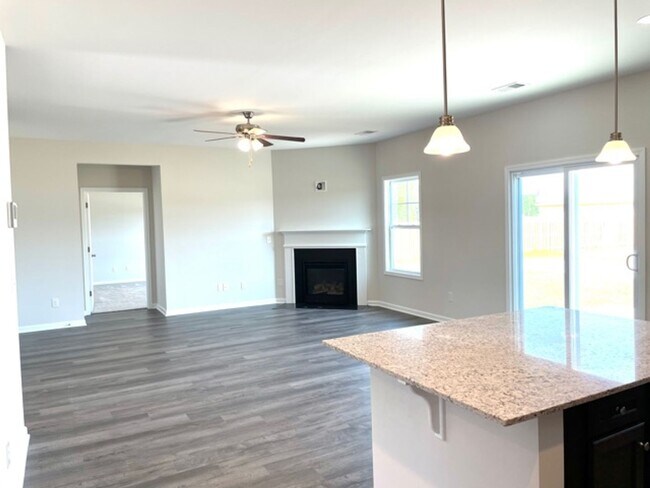 Building Photo - EXECUTIVE STYLE HOME IN ELGIN'S WALNUT GROVE