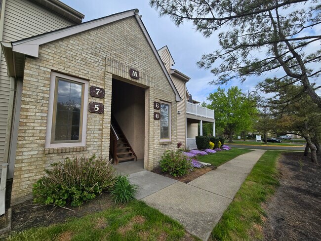 Foto del edificio - 6 Canterbury Ct