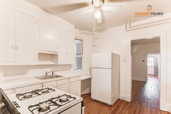 Foto del edificio - 304 W 31st St