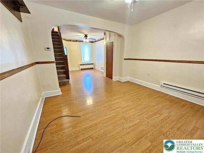 Foto del edificio - 447 Arlington St