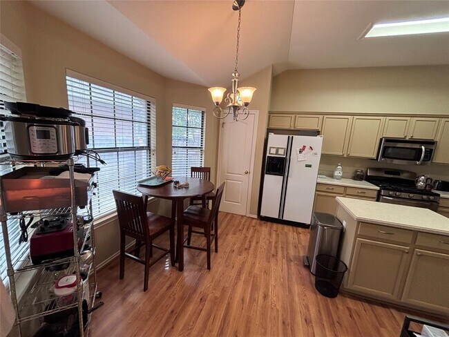 Foto del edificio - 1316 Mesquite Rd