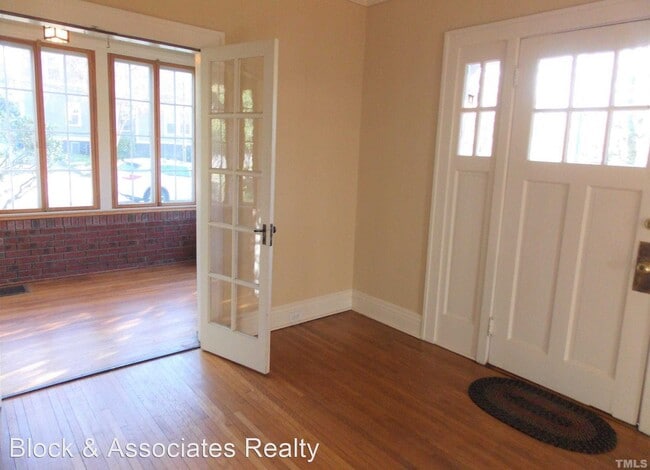 Building Photo - 3 br, 2 bath House - 202 East Park Drive