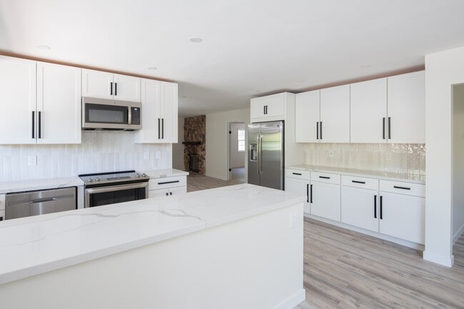 Foto del edificio - 3658 Lawnwood Ct