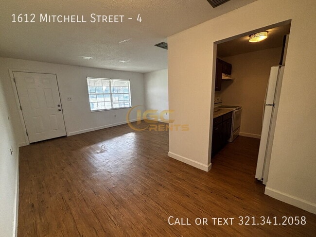 Building Photo - 1612 Mitchell St