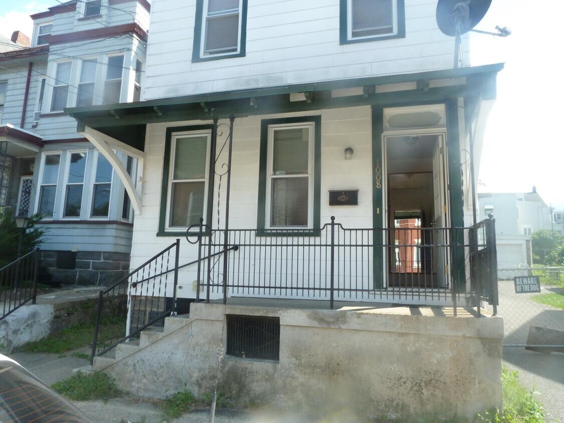 1008 Lehigh St, Easton, PA 18042 House Rental in Easton, PA