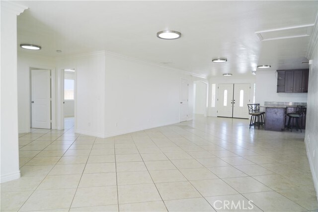 Building Photo - 10572 Desser Ln