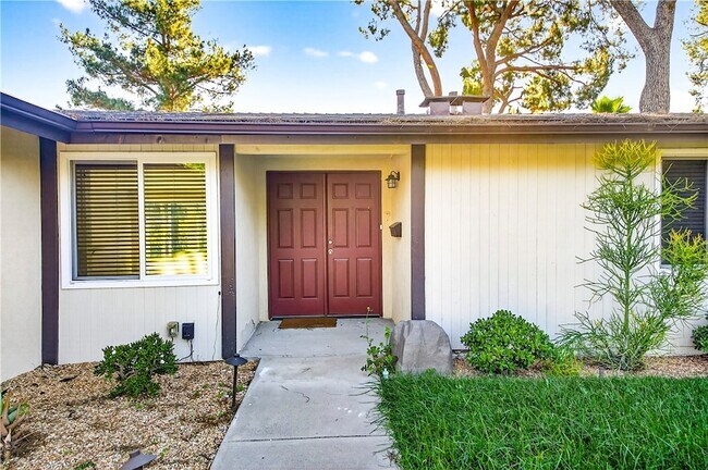 Building Photo - 20524 Rhoda St