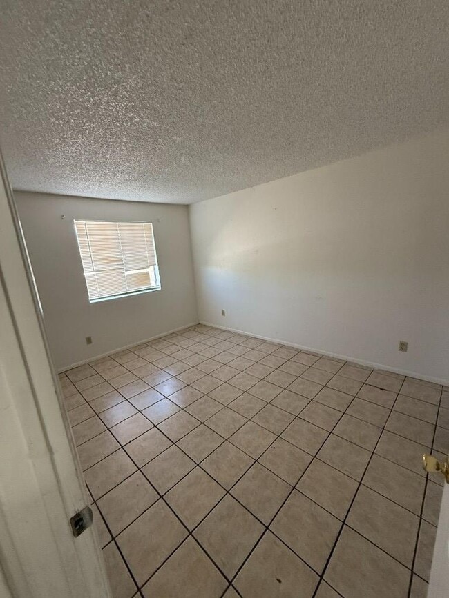 Building Photo - 2 bedroom in GILA BEND AZ 85337