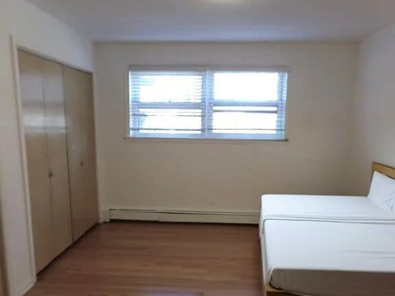 Building Photo - 8644 Skokie Blvd