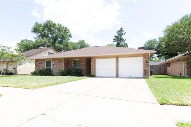 Building Photo - 22403 Deville Dr