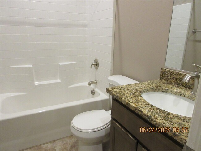 Foto del edificio - 3526 N Irving St