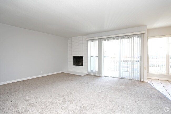 Foto del interior - Redwood Plaza Apartments