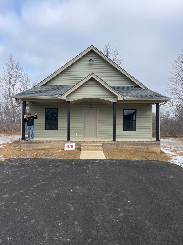 Building Photo - 155 Apache Ln