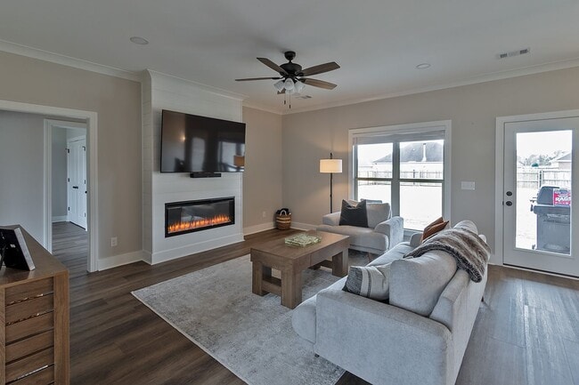 Building Photo - Available June 1, 2026