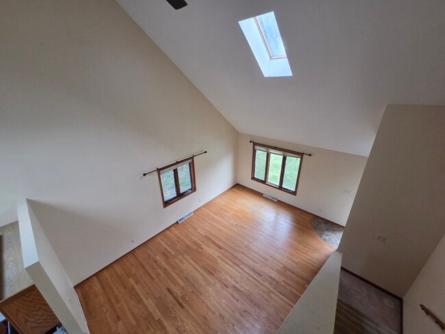 Building Photo - 708 Aber Dr