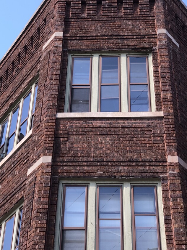 Front of building#2 - 511 Lake St