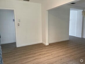 Building Photo - 53 Alcantarra Ave