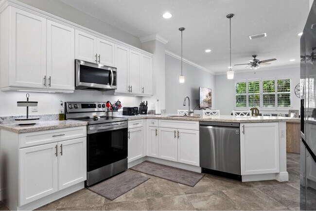 Foto del edificio - 15848 Italian Cypress Wy