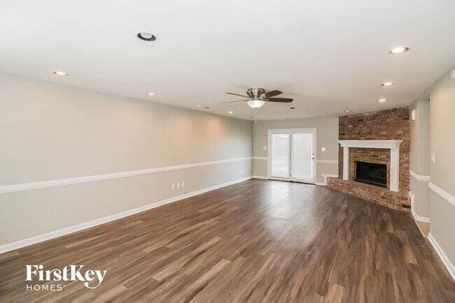 Building Photo - 600 Winford Dr