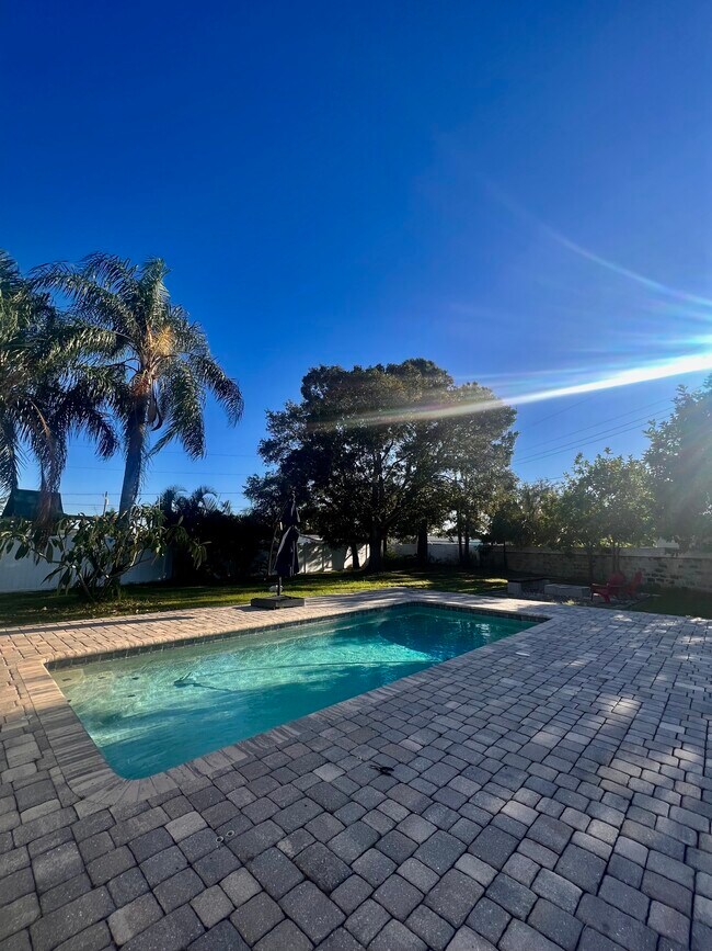 Foto del edificio - 3500 59th Ln N