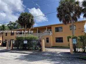 Foto principal - 6170 SW 62nd Terrace