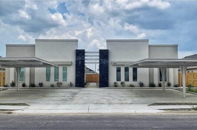 Foto del edificio - 2204 W Monte Cristo Rd