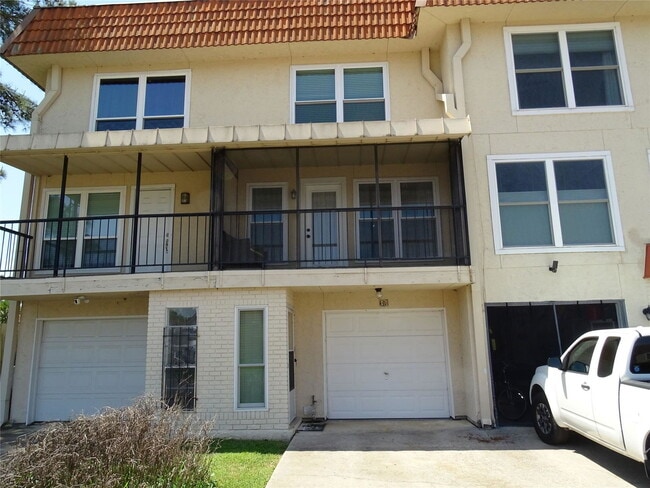 Building Photo - 63 Regency Pt