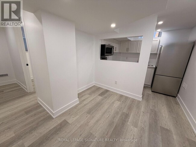 Building Photo - 2129 Glenfield Rd