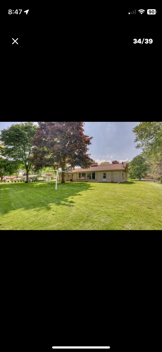 Foto del edificio - 4320 N 163rd St