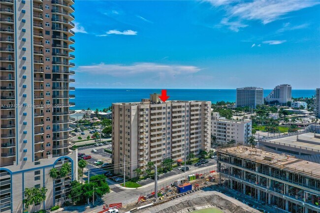 Foto del edificio - 200 S Birch Rd