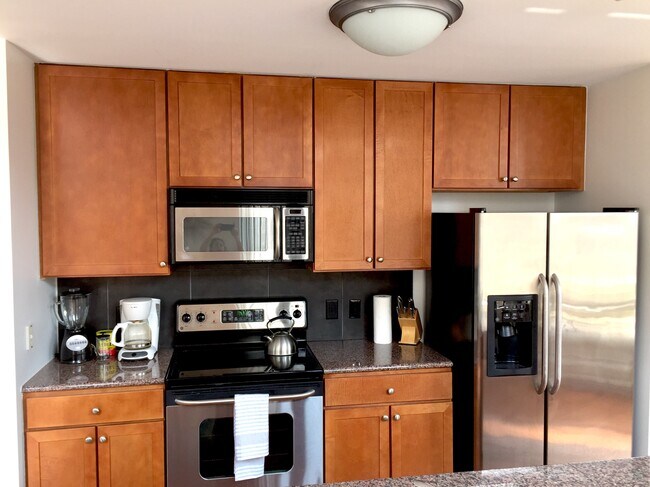 Building Photo - 400 Massachusetts Ave NW Apt 1308