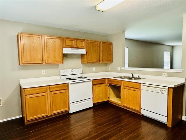 Foto del edificio - 8021 Stowe Springs Ln