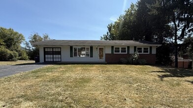 Building Photo - 225 Bottorf Dr