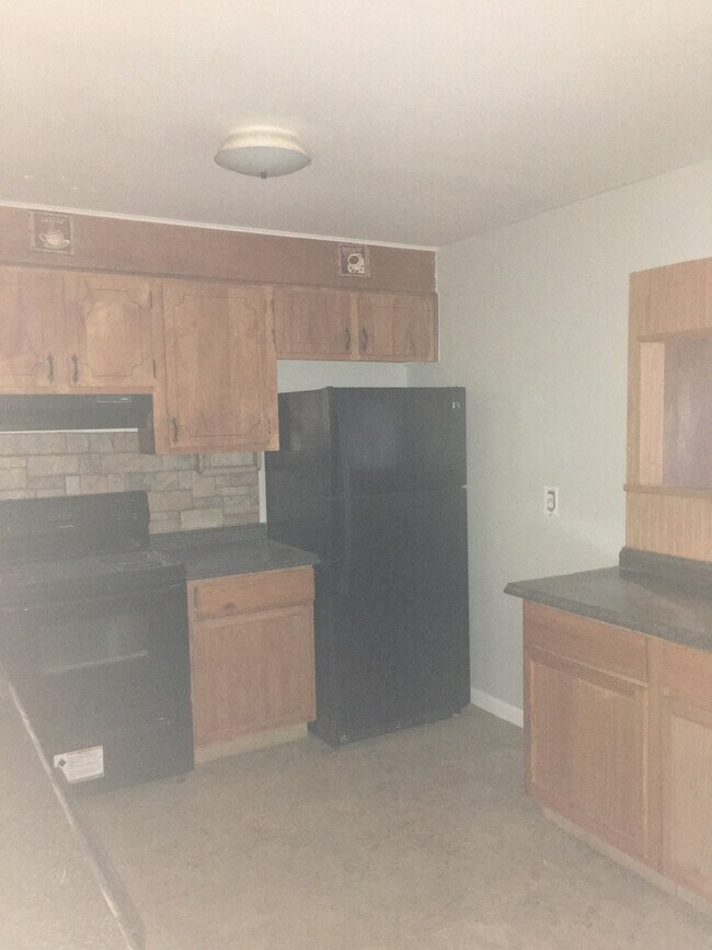 Building Photo - 2711 Bertrand Rd