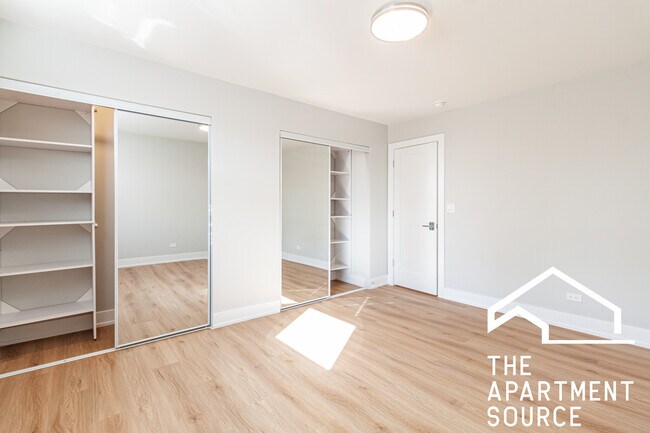 Building Photo - 540 W Aldine Ave