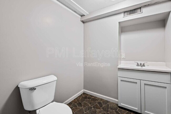 Foto del edificio - 618 S 18th St