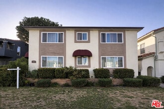 Building Photo - 447 S Palm Dr