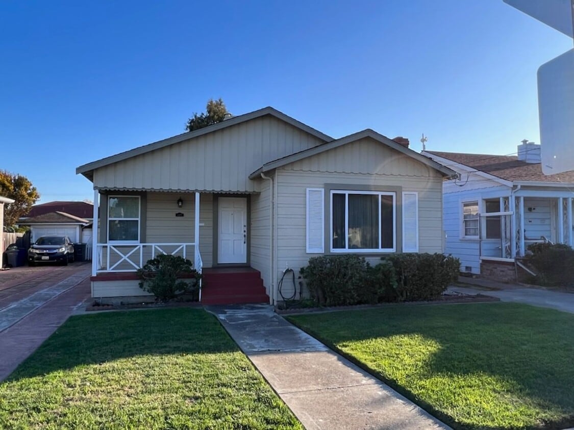 Nor Cal Realty, Inc. 2 bedroom, 1 bath h... House Rental in San